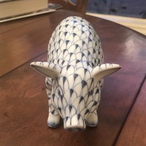 Andrea by Sadek porcelain pig figurine